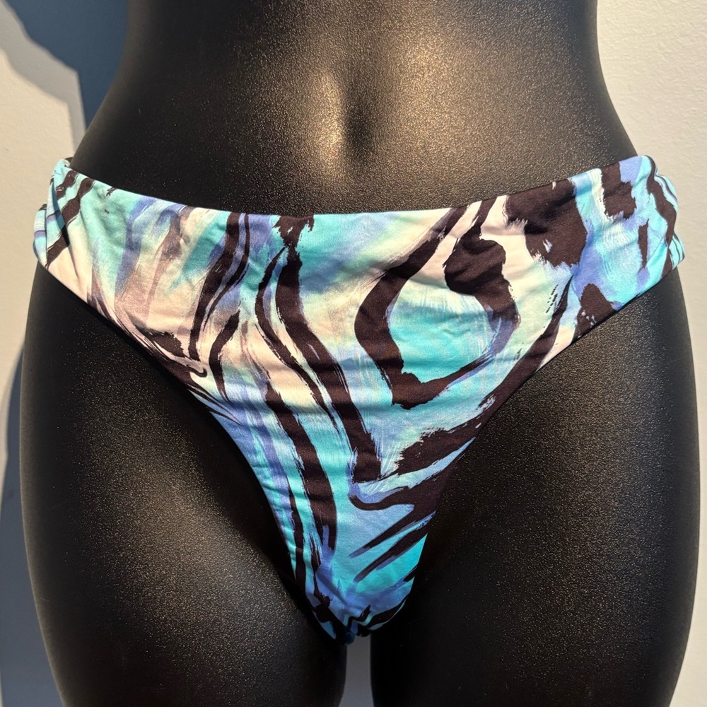 A.CHE 4 Bikini Sets size medium - Picture 5 of 16